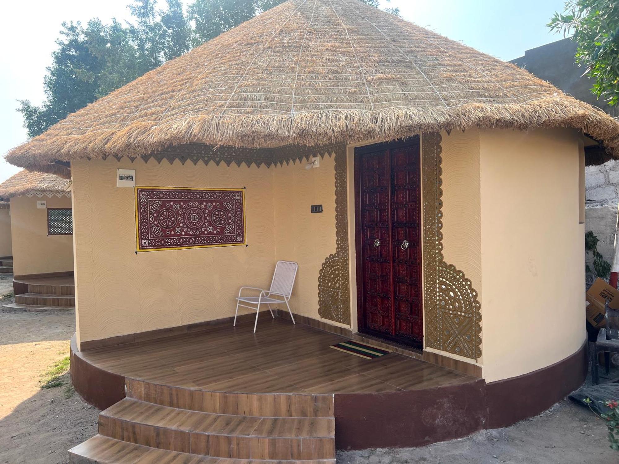 The Kutch House Hotell Bhuj Exteriör bild