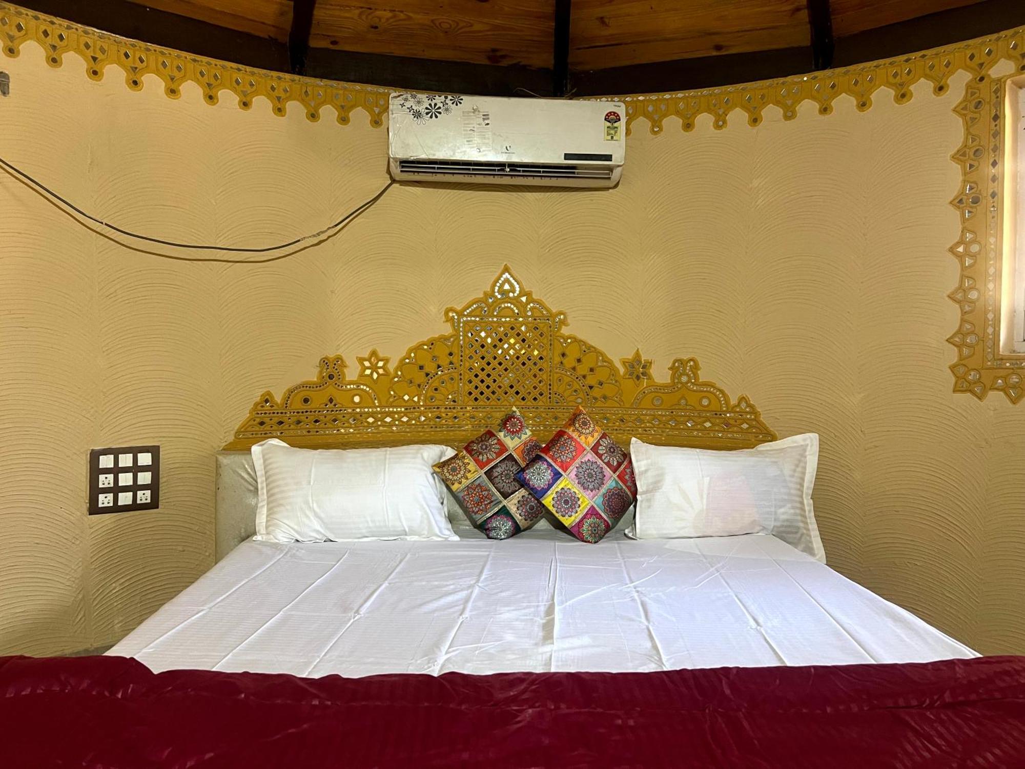 The Kutch House Hotell Bhuj Exteriör bild