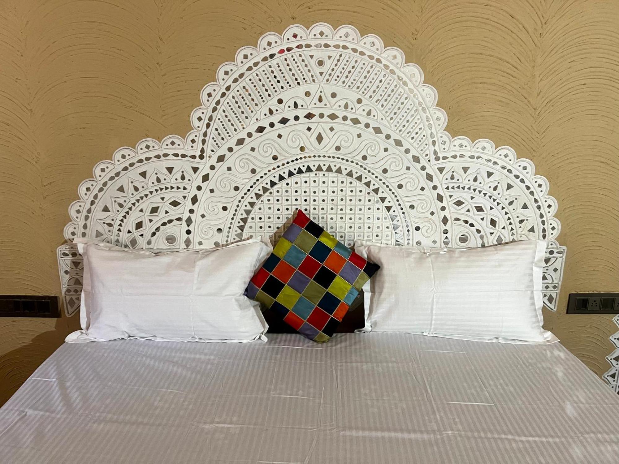 The Kutch House Hotell Bhuj Exteriör bild