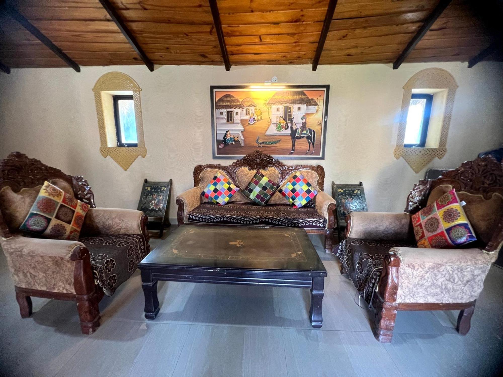 The Kutch House Hotell Bhuj Exteriör bild