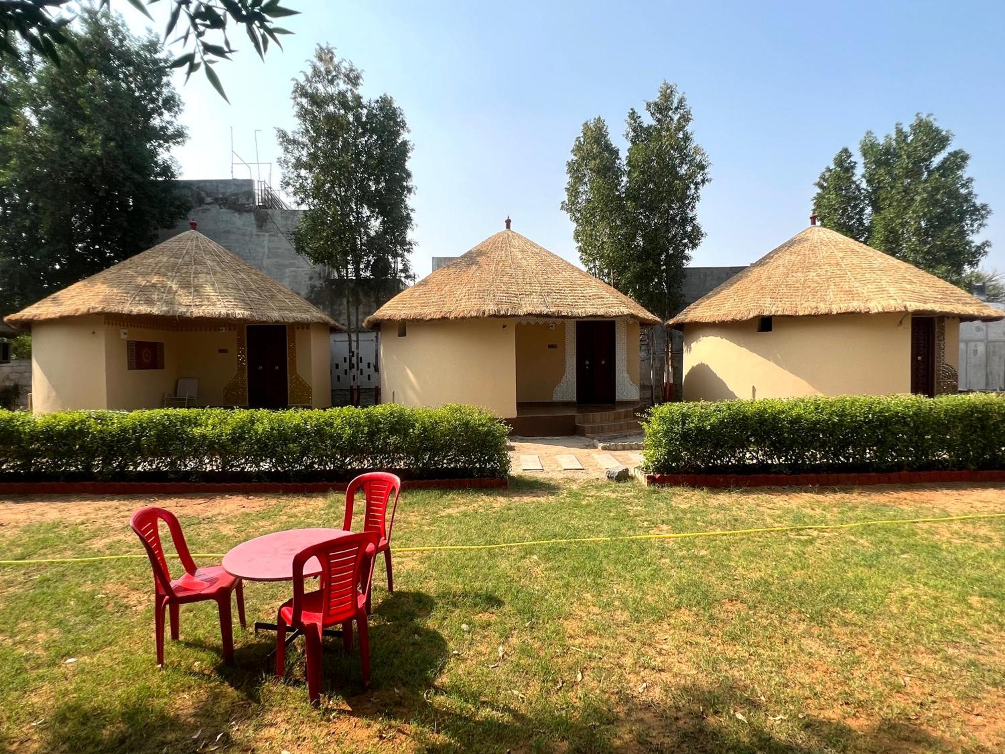 The Kutch House Hotell Bhuj Exteriör bild