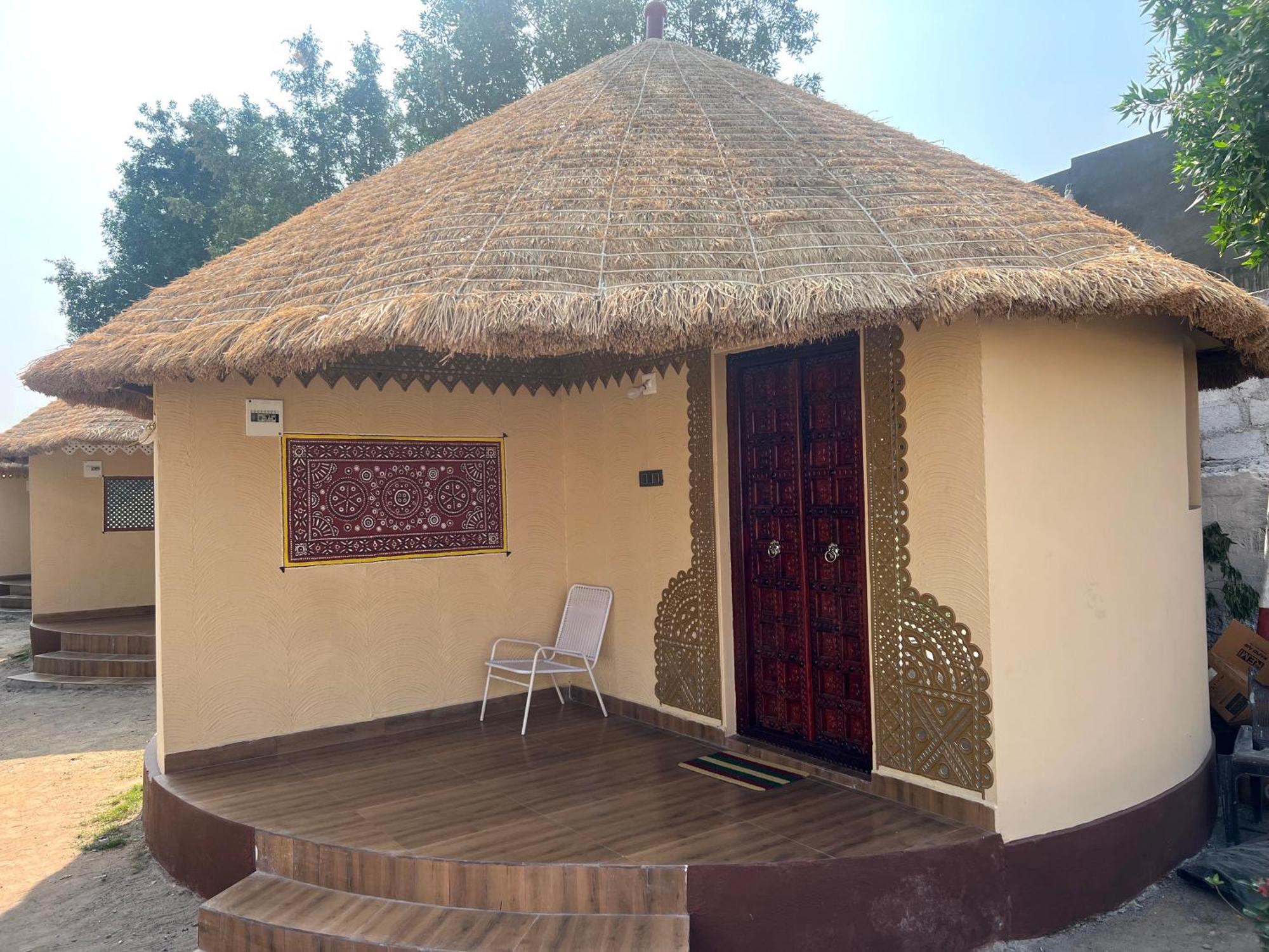 The Kutch House Hotell Bhuj Exteriör bild