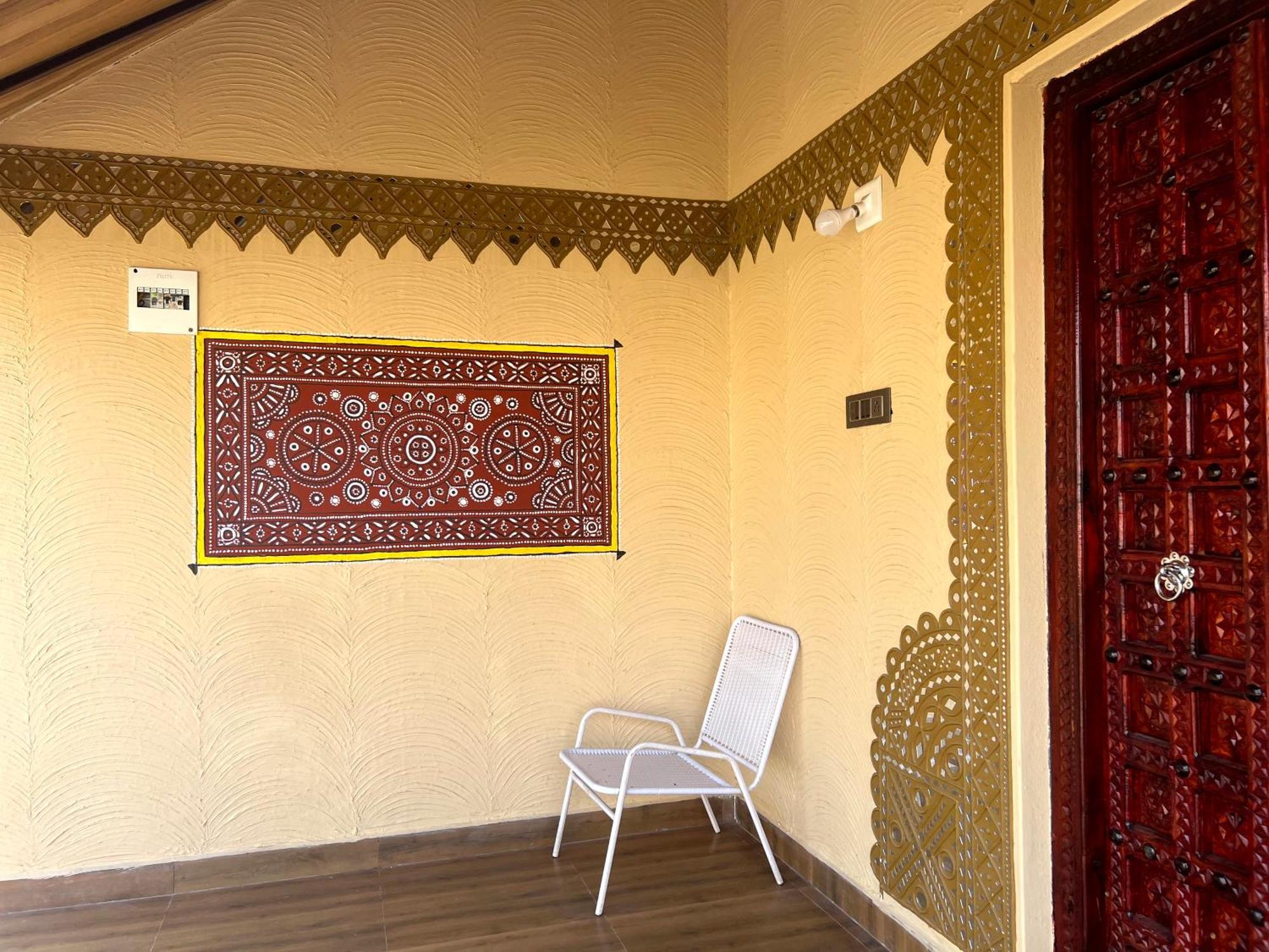 The Kutch House Hotell Bhuj Exteriör bild