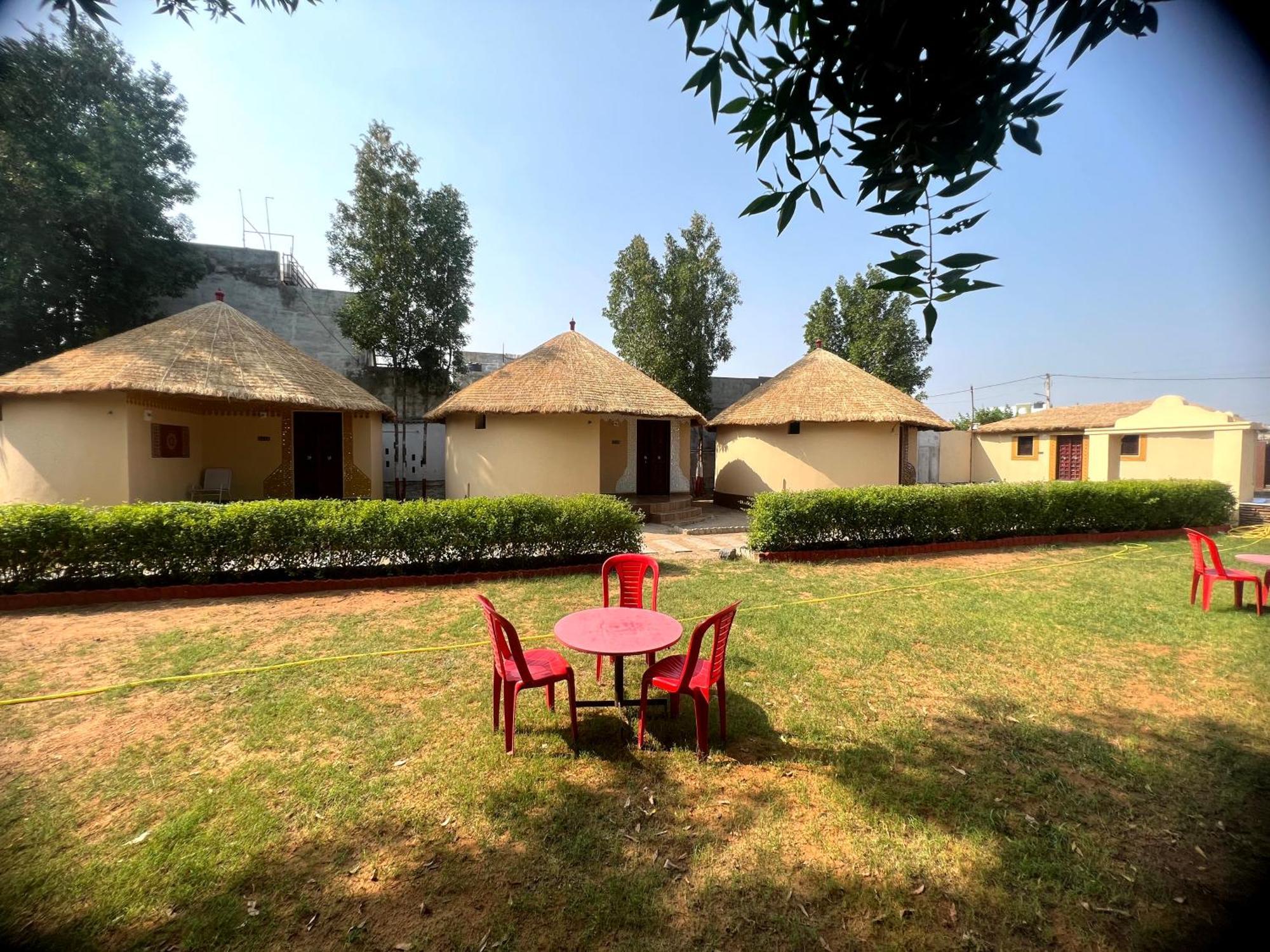 The Kutch House Hotell Bhuj Exteriör bild